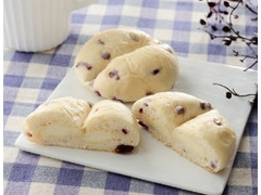 ローソン クリームチーズ&ダブルベリー 2個入