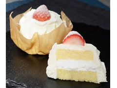 ローソン Uchi Cafe’ Specialite 雲泡クリームの苺ショート 商品写真