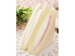 ローソン ふわふわクリームチーズケーキサンド