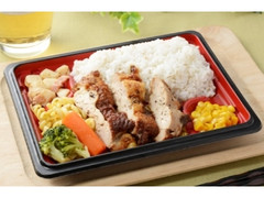 ガーリックチキンとおかず充実バランス弁当