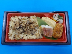 ローソン 発芽米入りきのこおこわ弁当 商品写真