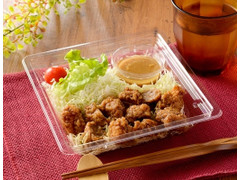 ローソン 甘辛だれの唐揚げサラダ 商品写真