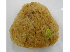 ローソン 南京町監修 季節の筍おこわ 枝豆・かしわ入り 商品写真