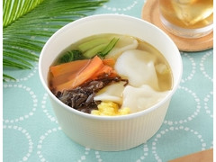 つるもち餃子！ごま油香る中華スープ