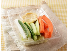 野菜増量ピリ辛味噌マヨで食べる野菜スティック