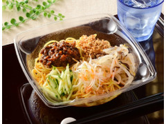 ローソン 重慶飯店監修 冷し担担麺 商品写真