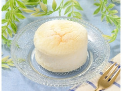 Uchi Cafe’ 白いスフレチーズケーキ