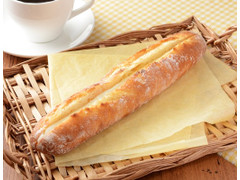 ローソン マチノパン 香フランスパン ミルクバタークリーム 商品写真