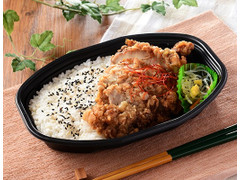 ローソン ごま油香るねぎ塩チキン弁当 商品写真