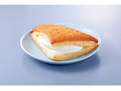 ローソン LAWSON BAKERY×生クリーム専門店Milk MILKパイサンド