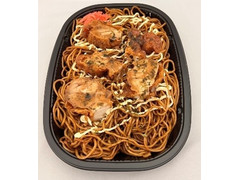 ローソン ごろっとザンギ焼そば 商品写真