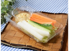 ピリ辛味噌マヨで食べる野菜スティック