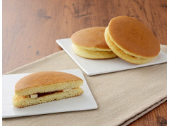 ローソン ふんわりホットケーキ メープル＆マーガリン 2個入 商品写真