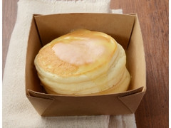 バターソース香るふわふわパンケーキ