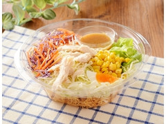 1食分の野菜が摂れるパリパリ麺のサラダ