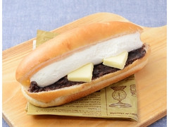 おやつコッペ あんバター生クリーム