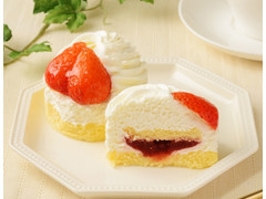 ローソン Uchi Cafe’ 苺の冠雪ショートケーキ 商品写真