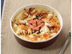 濃厚ソースを味わう！明太もちチーズグラタン