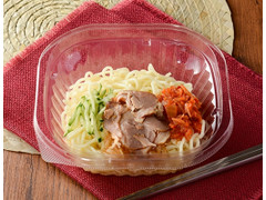 ローソン うるもち！澄み渡るスープの冷麺 商品写真