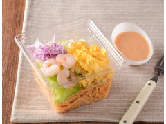 ローソン たんぱく質が摂れる 海老と玉子のパスタサラダ 商品写真