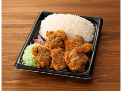 ローソン ごはん大盛！鶏唐揚げ弁当 唐揚げ1個増量 商品写真