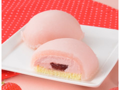 ローソン Uchi Cafe’ × ICHIBIKO もちもち苺ケーキ大福 苺＆ホワイトチョコ 商品写真
