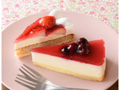 ローソン Uchi Cafe’ パーティーケーキ 苺のタルト＆ベリーレアチーズムース 商品写真