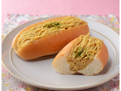 ローソン 塩焼きそばパン 商品写真