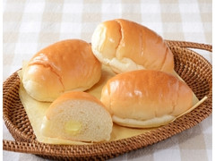 ローソン 国産小麦のマーガリン入りバターロール