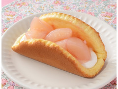 ローソン Uchi Cafe’ ごろごろとした桃のオムレット 商品写真