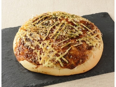 ローソン 大きなお好み焼きみたいなパン