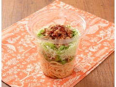 ローソン 振っておいしいパスタサラダ ピリ辛まぜそば風