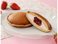 ローソン Uchi Cafe’ どらもっち とろーり苺ソース