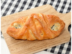 ローソン クッキー＆クリームクロワッサン
