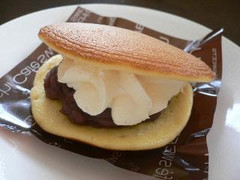 ローソン Uchi Cafe’ SWEETS スプーンで食べる 生どら焼き 商品写真