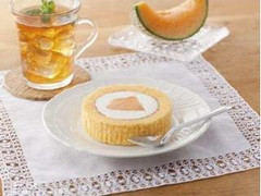 ローソン Uchi Cafe’ SWEETS メロンのロールケーキ 夕張メロン 商品写真