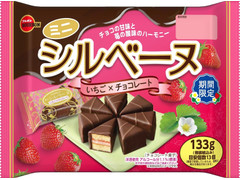 ブルボン ミニシルベーヌ いちご×チョコレート 商品写真