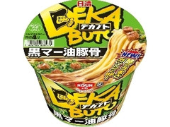 日清 デカブト 黒マー油豚骨 カップ109g