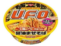 日清食品 日清焼そばU.F.O. 濃い濃いラー油マヨ付き醤油まぜそば カップ112g