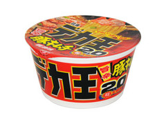 デカ王 豚キムチ醤油味 カップ153g