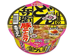 日清食品 日清の汁なしどん兵衛 豚ニンニクまぜうどん 商品写真