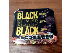 明星食品 BLACK×BLACK×BLACK とんこつ黒まぜそば 商品写真