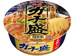 明星食品 ガチ盛 濃厚煮干し醤油ラーメン 商品写真