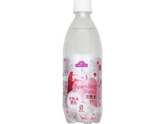 Sparkling Water 炭酸水 もも ペット500ml