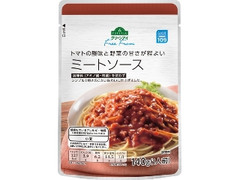 トップバリュ グリーンアイ Free From トマトの酸味と野菜の甘さが程よい ミートソース 袋140g