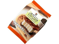 セブンプレミアム 2種の素材でサンドした クランチチョコ＆ビスケットサンド 商品写真