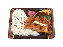 ずっしり チキンカツ＆HB弁当