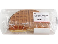 ミニストップ MINISTOP CAFE ワッフルサンドケーキ メープル＆マーガリン 商品写真