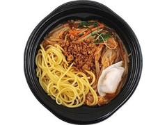 ミニストップ 〆は肉味噌ラーメン！麻辣火鍋 商品写真