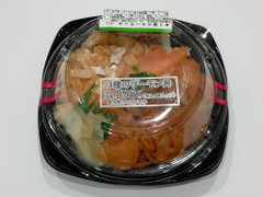 ミニストップ 3種のサーモン丼 商品写真